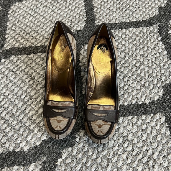 New Women’s Coach block heel size 9 - Picture 2 of 7